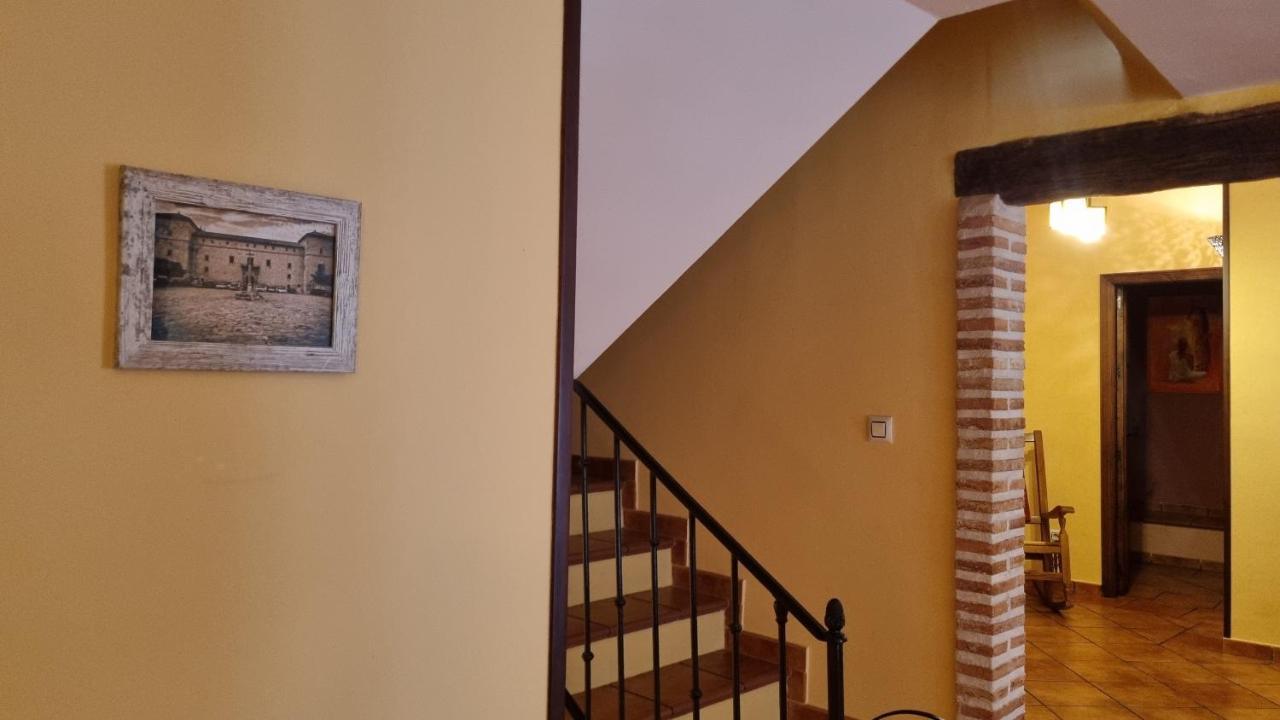 Casa Rural La Posada De Santa Teresa Pastrana Zewnętrze zdjęcie